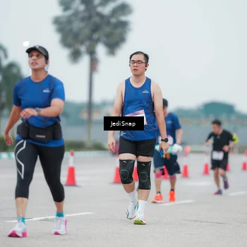 Runner Photo 7522306