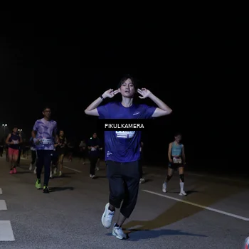 Runner Photo 7522309