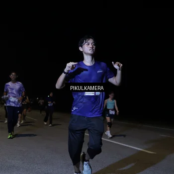 Runner Photo 7522328