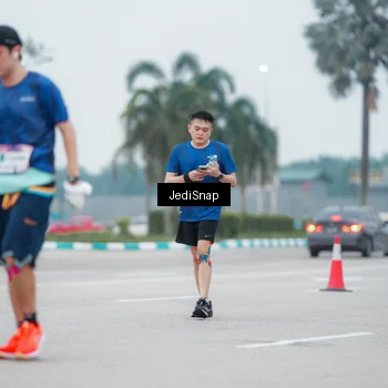 Runner Photo 7522329