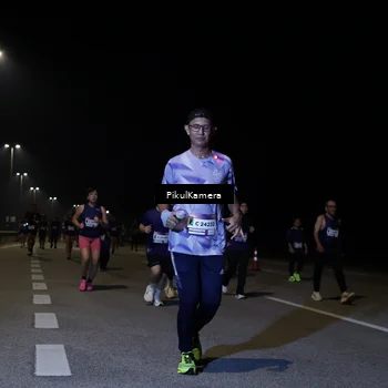Runner Photo 7522331