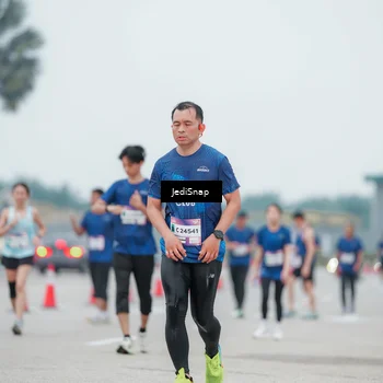 Runner Photo 7522339