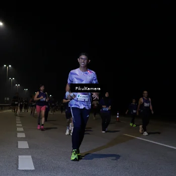 Runner Photo 7522354