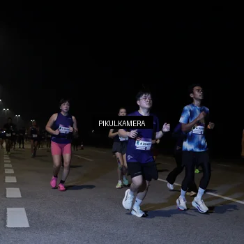 Runner Photo 7522355