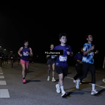 Runner Photo 7522358