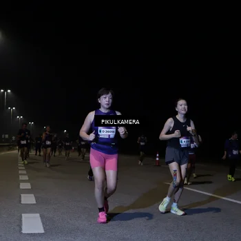 Runner Photo 7522375