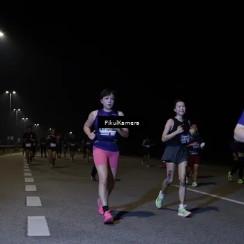 Runner Photo 7522378