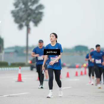 Runner Photo 7522379