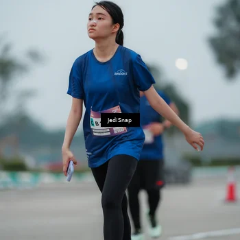 Runner Photo 7522381
