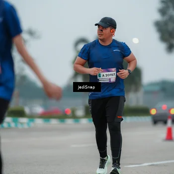 Runner Photo 7522383