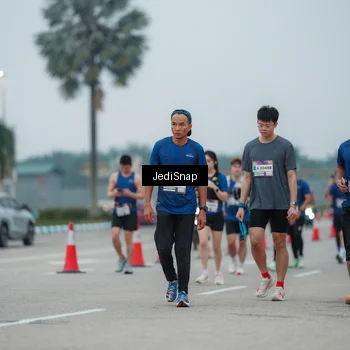 Runner Photo 7522398