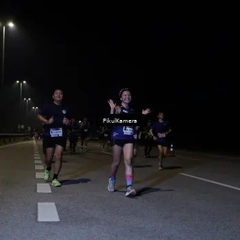Runner Photo 7522412