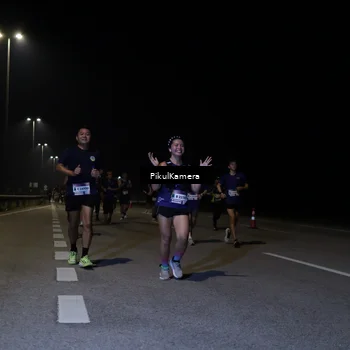 Runner Photo 7522413