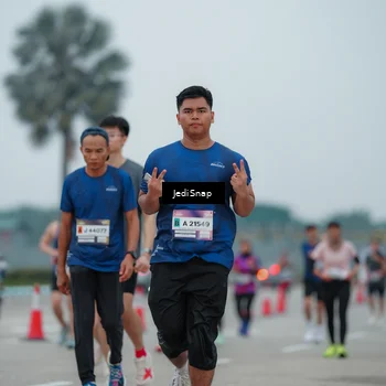 Runner Photo 7522419