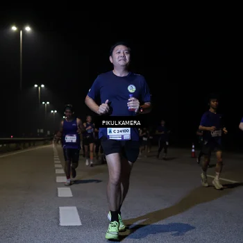 Runner Photo 7522435