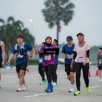 Runner Photo 7522436