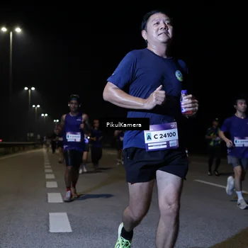 Runner Photo 7522442