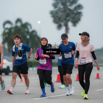 Runner Photo 7522443