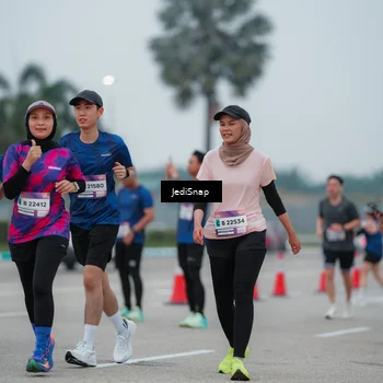 Runner Photo 7522447