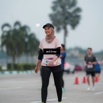 Runner Photo 7522452