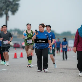 Runner Photo 7522453
