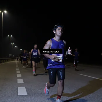 Runner Photo 7522459