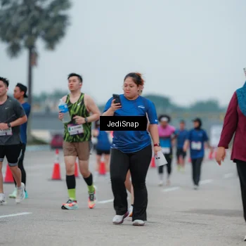 Runner Photo 7522460