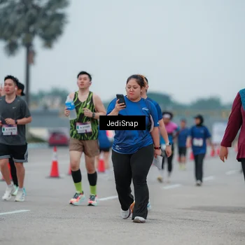 Runner Photo 7522462