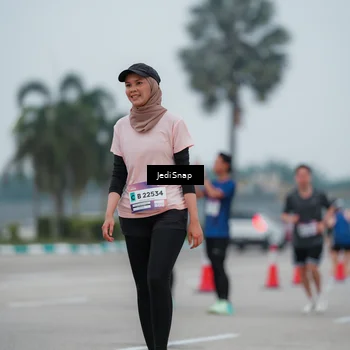Runner Photo 7522463
