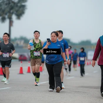 Runner Photo 7522464