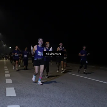 Runner Photo 7522469