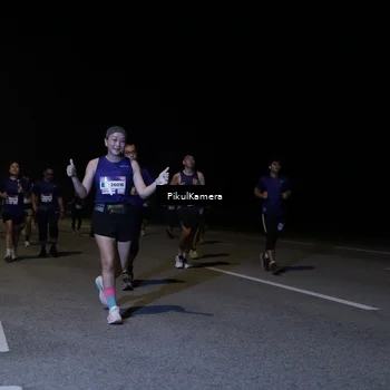 Runner Photo 7522497