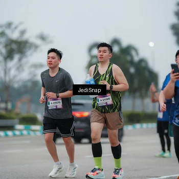 Runner Photo 7522498