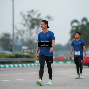 Runner Photo 7522517