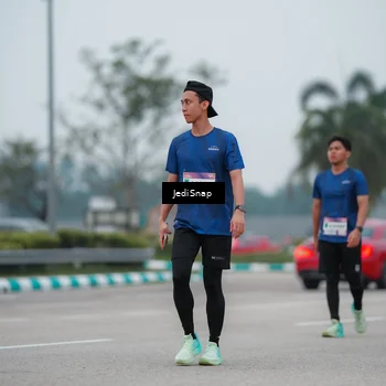 Runner Photo 7522518