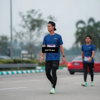 Runner Photo 7522519
