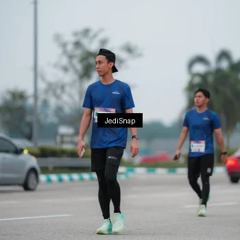 Runner Photo 7522523