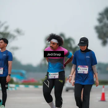 Runner Photo 7522533
