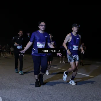 Runner Photo 7522563