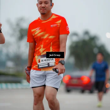Runner Photo 7522605