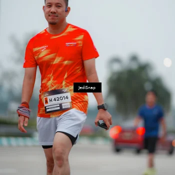 Runner Photo 7522606