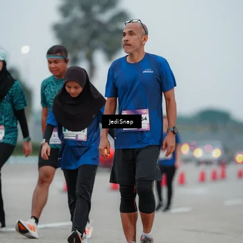 Runner Photo 7522607