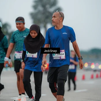 Runner Photo 7522610