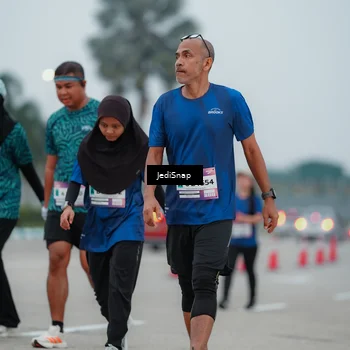 Runner Photo 7522611