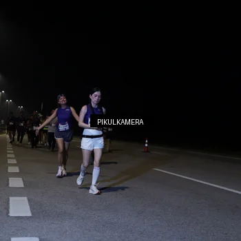 Runner Photo 7522617