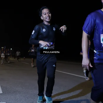 Runner Photo 7522620