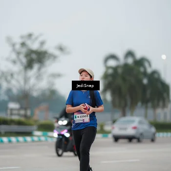 Runner Photo 7522627