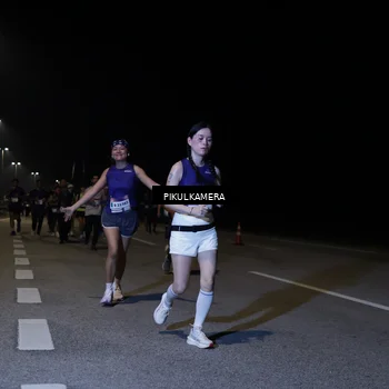Runner Photo 7522628