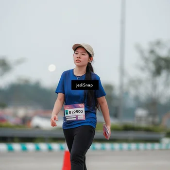 Runner Photo 7522632