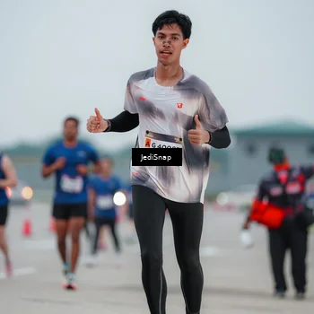 Runner Photo 7522651